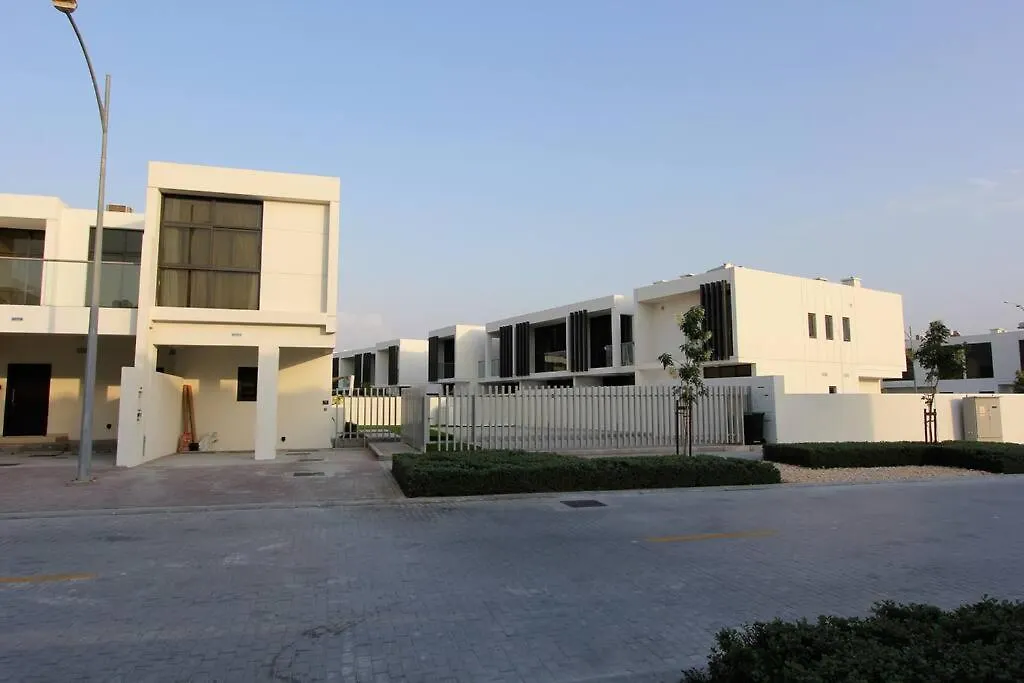Upgraded Spacious 3Br+Maid Villa Dubai 0*,  United Arab Emirates