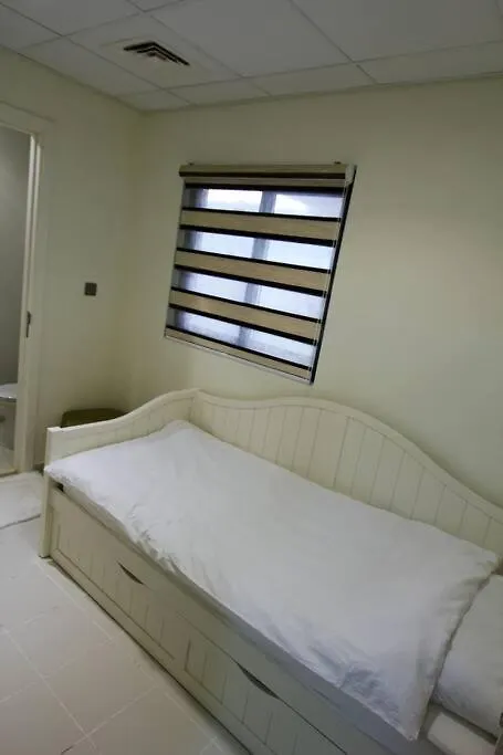 Upgraded Spacious 3Br+Maid Villa Dubai 0*,  United Arab Emirates